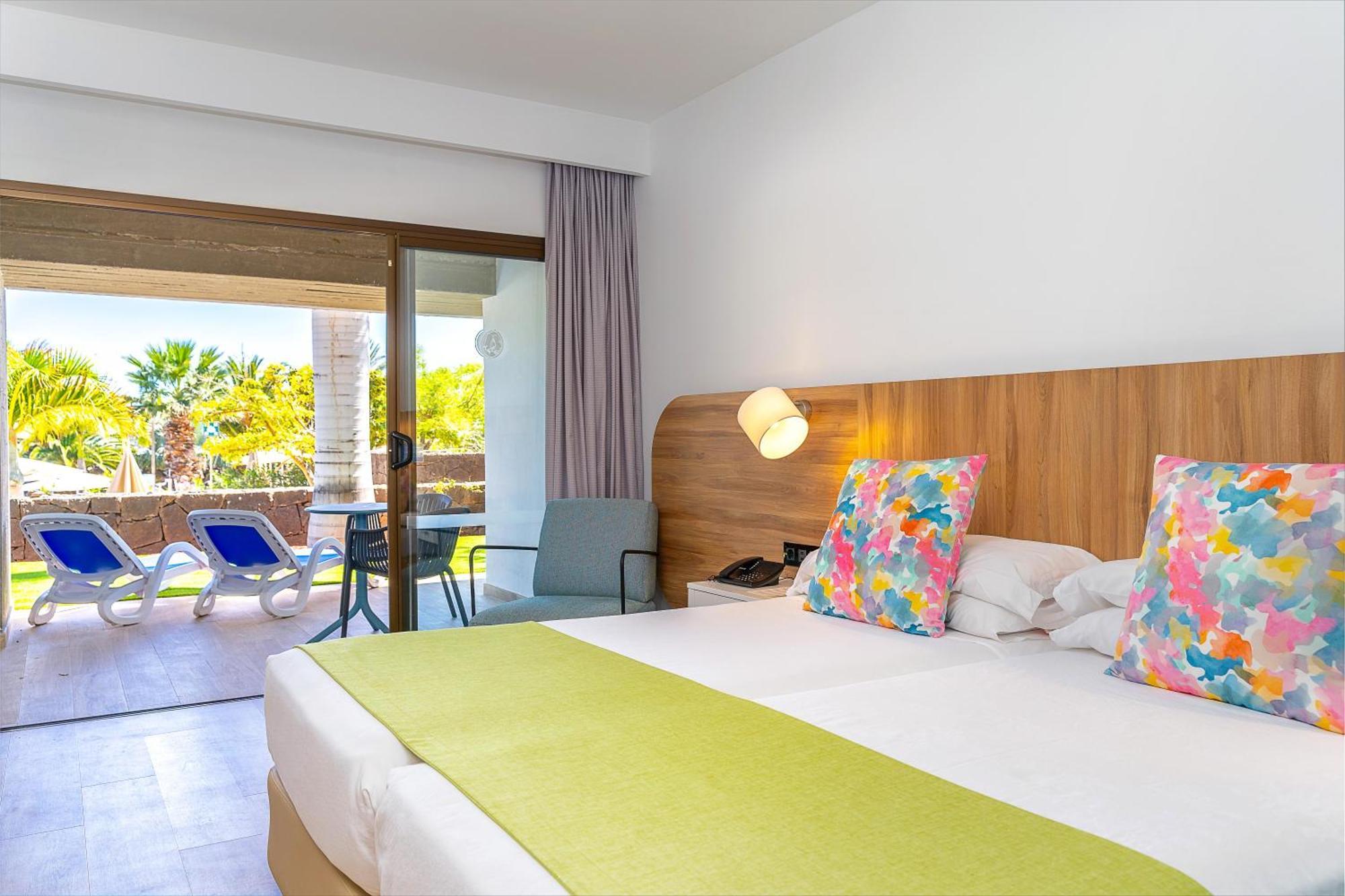Costa Calero Thalasso & 4* Puerto Calero